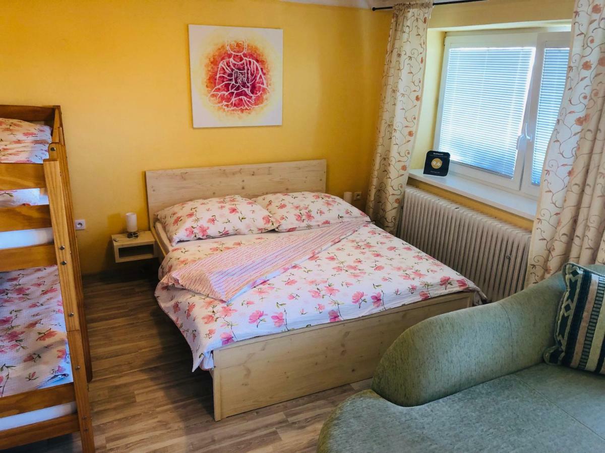 Appartement Hekel'S Privat à Závažná Poruba Extérieur photo
